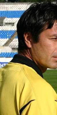 Almir Kayumov, Russian football player and referee., dies at age 48